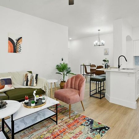 Cozysuites Glendale By The Stadium With Pool 06 المظهر الخارجي الصورة